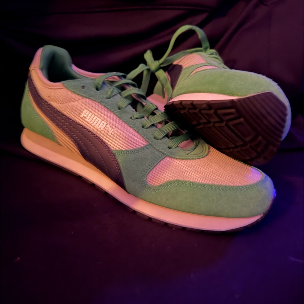 Puma Lace-Up Sneakers in Green and Purple - Picture 4 of 5